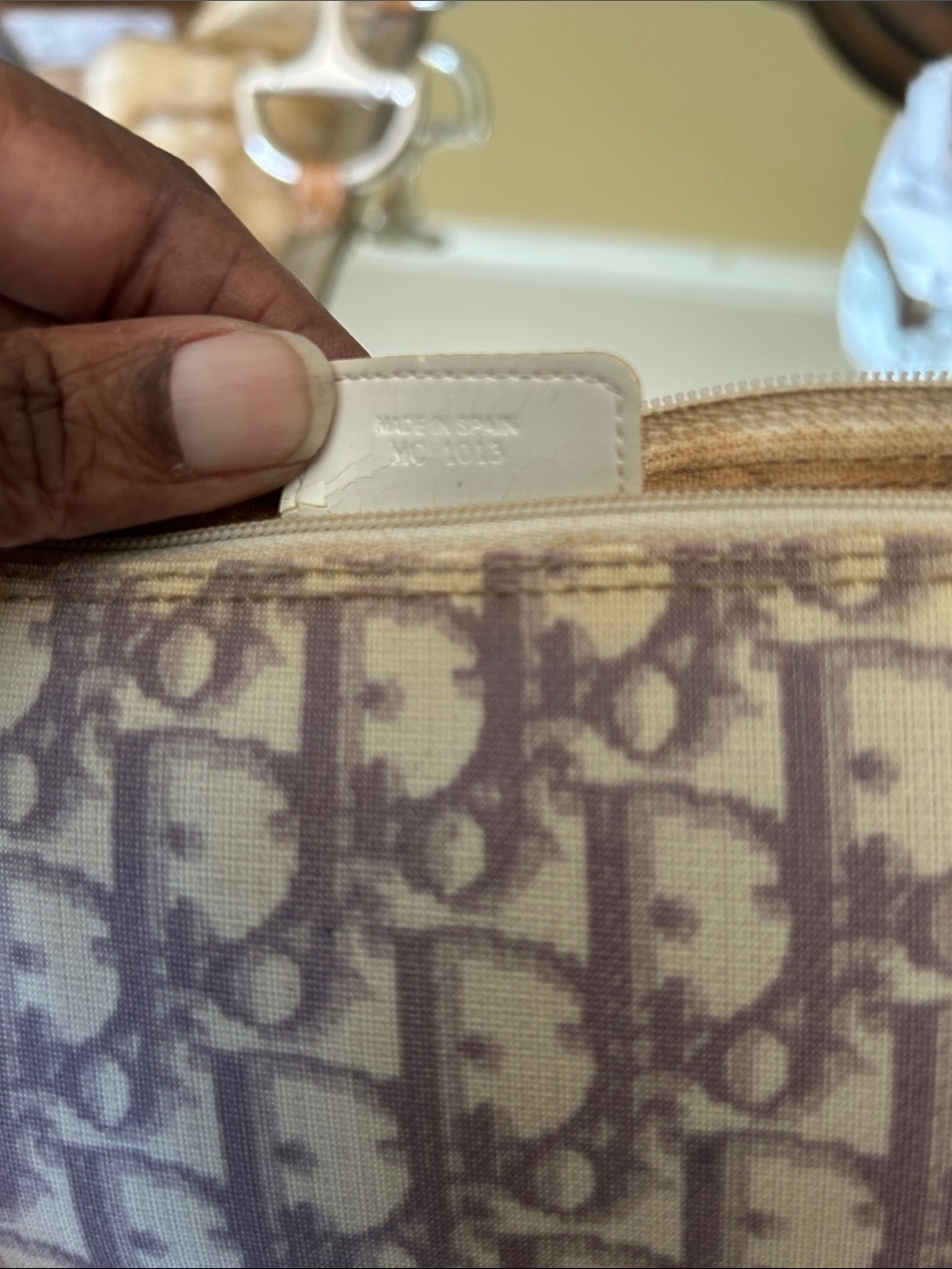 Dior Lavender Oblique Canvas Cosmetic Pouch with White '1' Appliqué ..Callouts - Picture 9 of 15